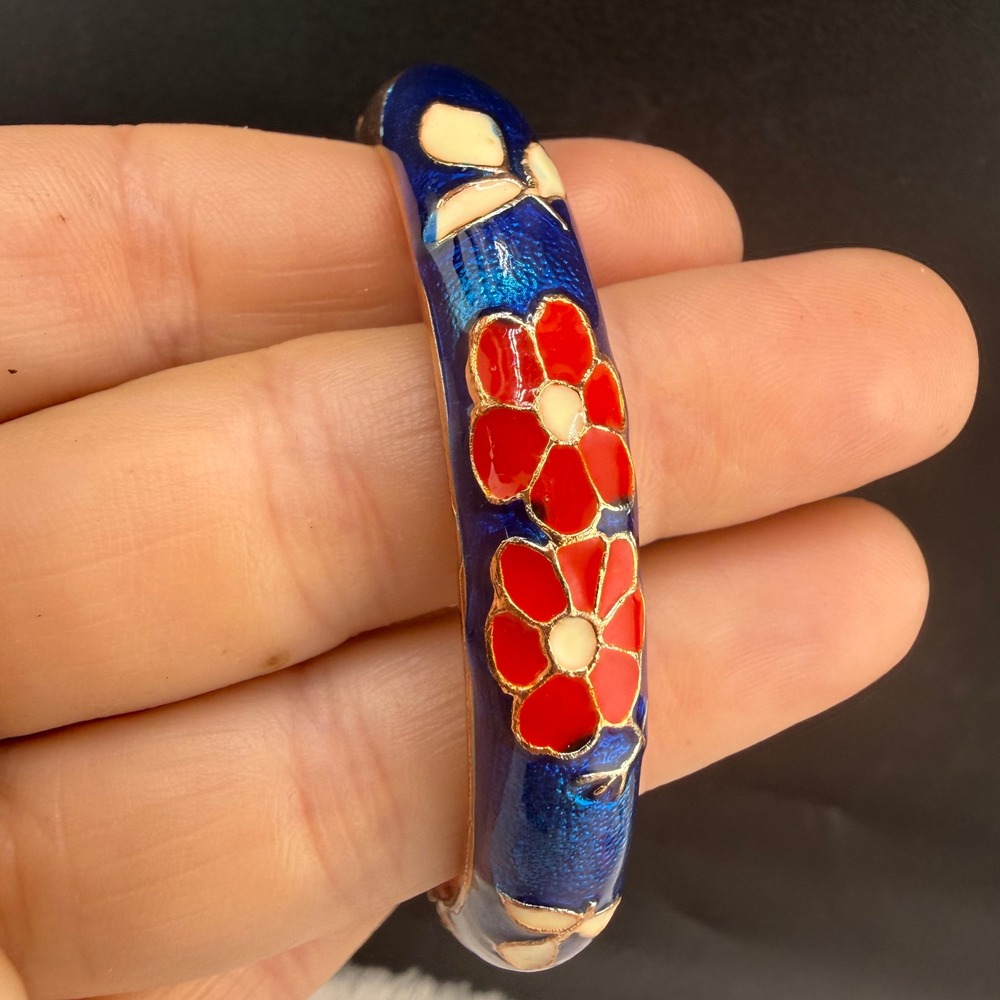 Jiu Long Xing Bangle Blue Red Floral Enamel Gold Tone Hinge 7.5in
